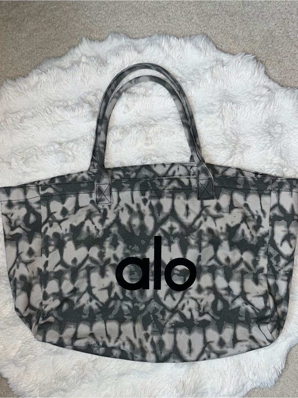✨Alo Yoga Grey Tie-Dye Canvas Shopper Tote Bag - New/Sold out!